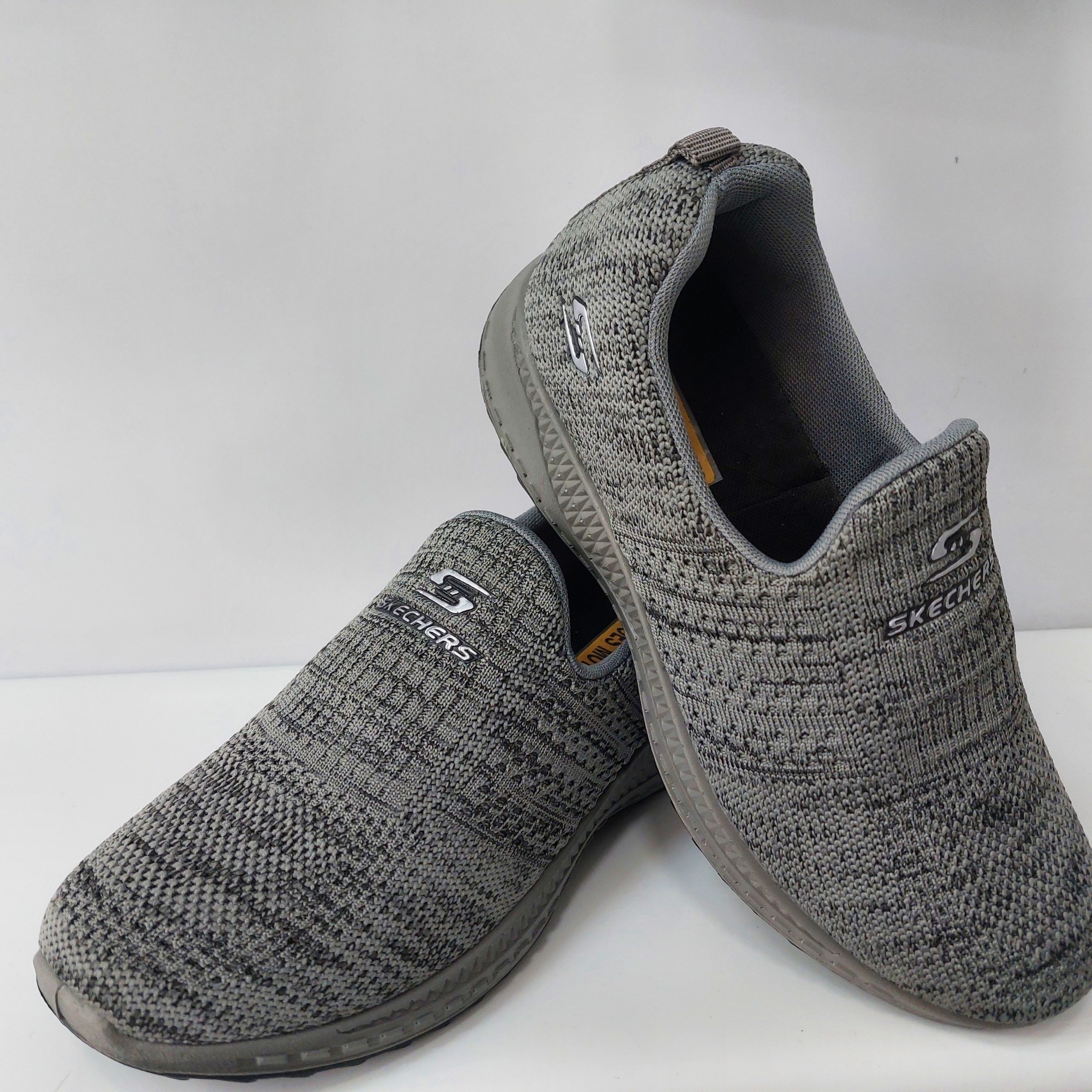 زنانه معتمد اسکیچرز اسلش