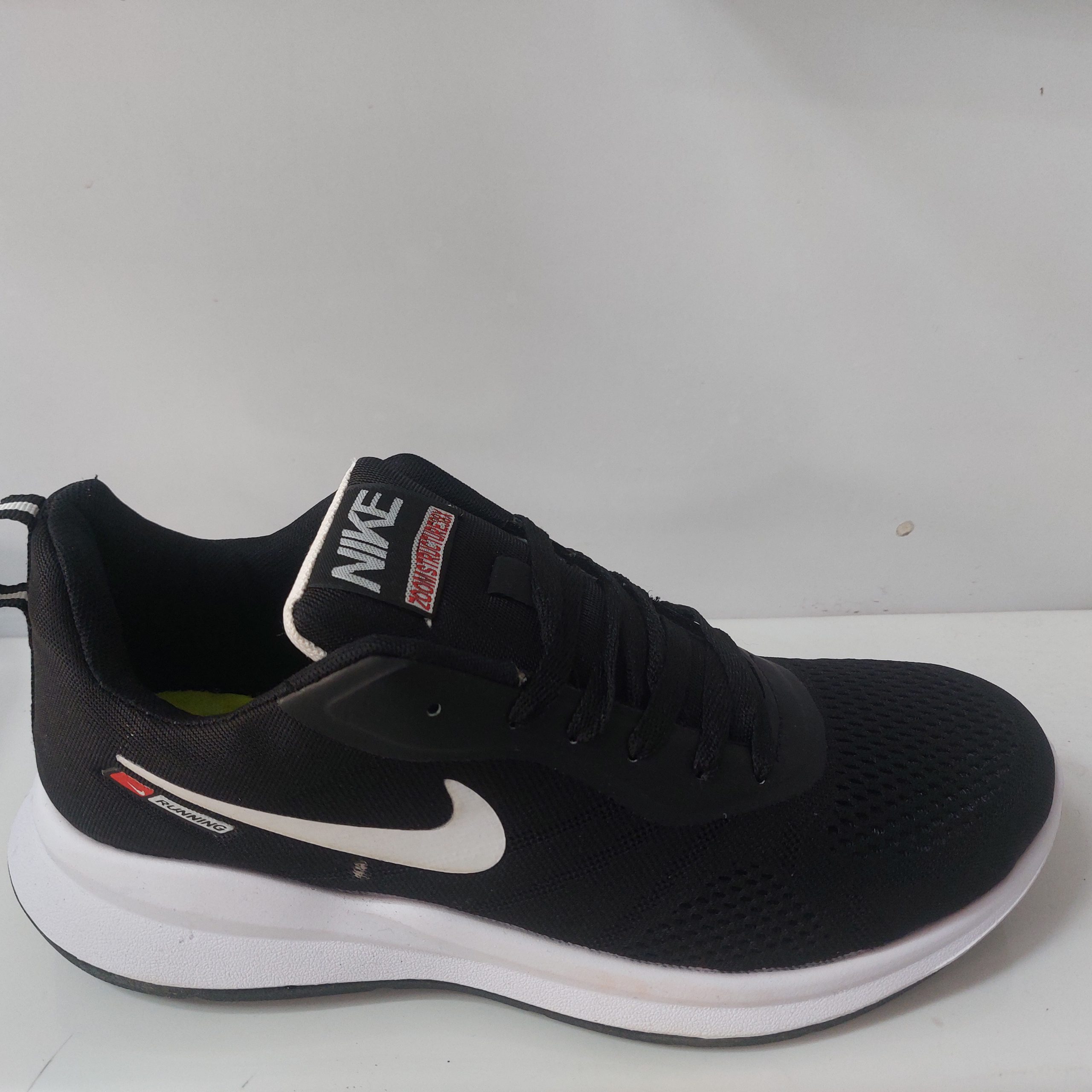 نایک بزرگ پا ایده آل